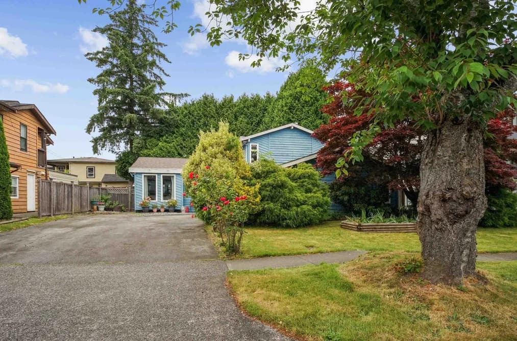 12737 DRUMMOND PLACE, Surrey, BC — Residential for Sale - Photo 2