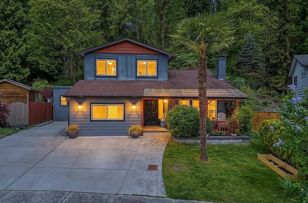 1282 BLUFF DRIVE, Coquitlam, BC — Residential for Sale - Main Photo