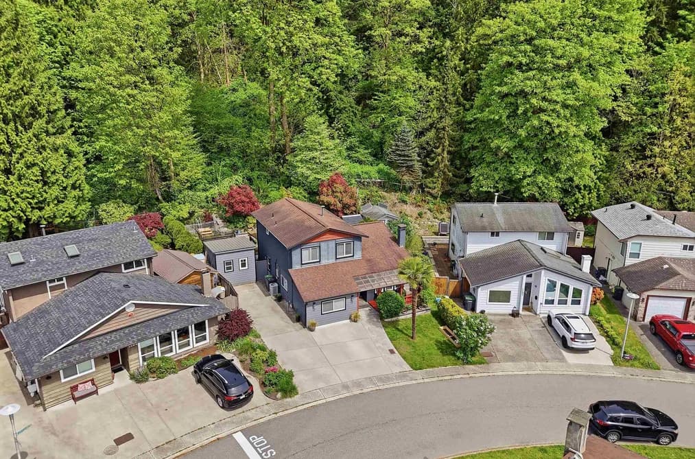 1282 BLUFF DRIVE, Coquitlam, BC — Residential for Sale - Photo 2