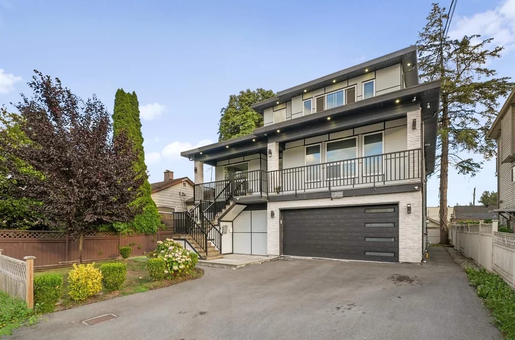 12822 114A AVENUE, Surrey, BC — Residential for Sale - Photo 2