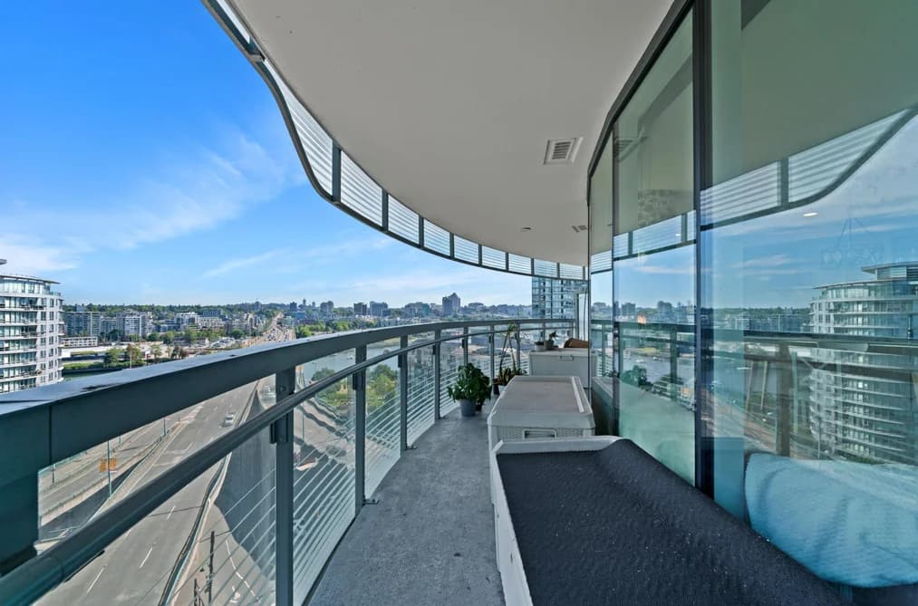1284 87 NELSON STREET, Vancouver, BC — Residential for Sale - Photo 2