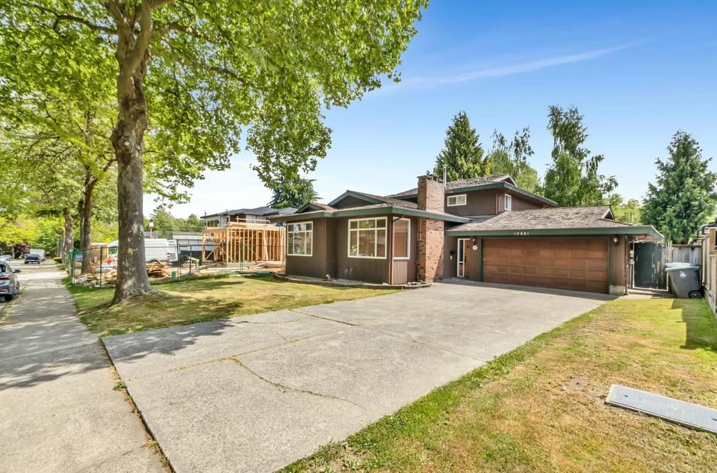 12881 CARLUKE CRESCENT, Surrey, BC — Residential for Sale - Photo 2