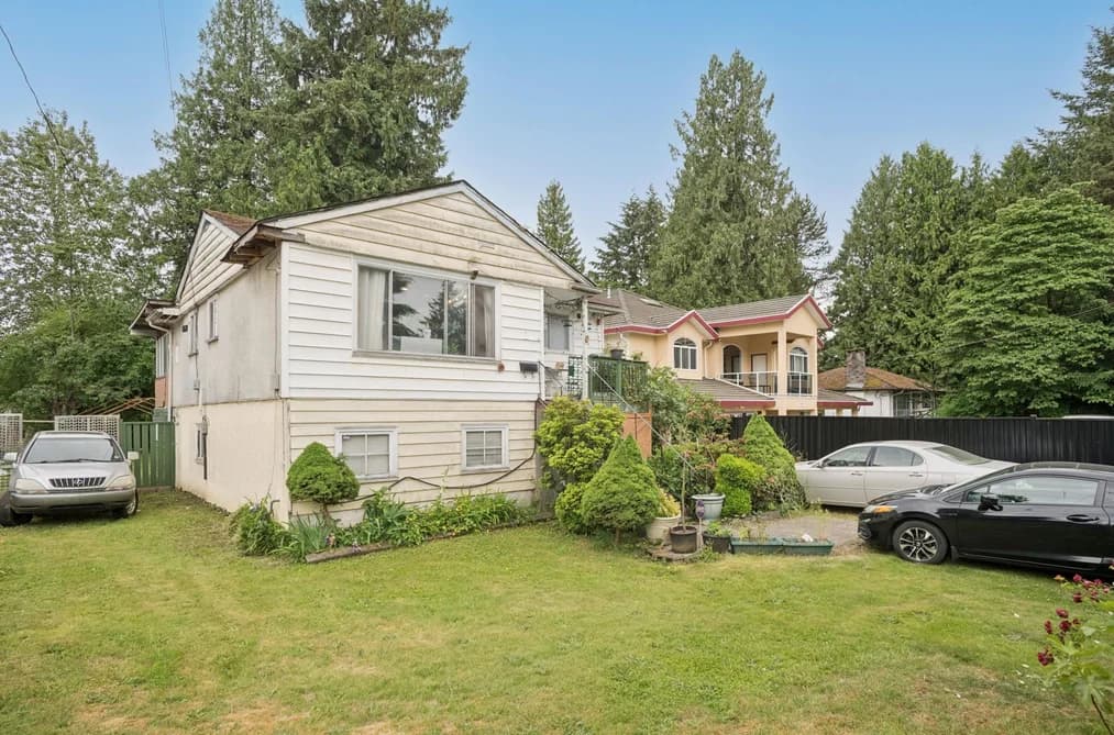 12882 100 AVENUE, Surrey, BC — Residential for Sale - Photo 2