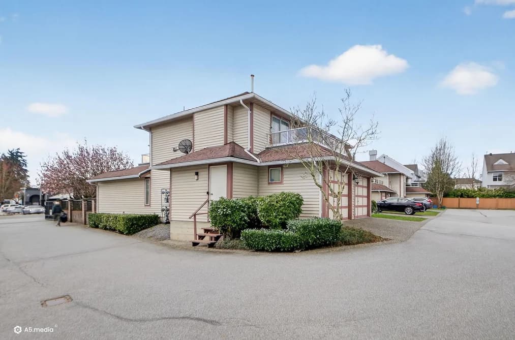 129 13725 72A AVENUE, Surrey, BC — Residential for Sale - Photo 2
