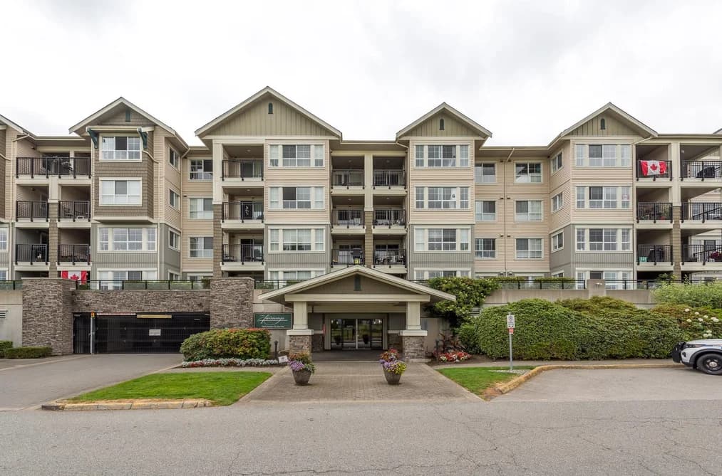 129 19673 MEADOW GARDENS WAY, Pitt Meadows, BC — Residential for Sale - Main Photo