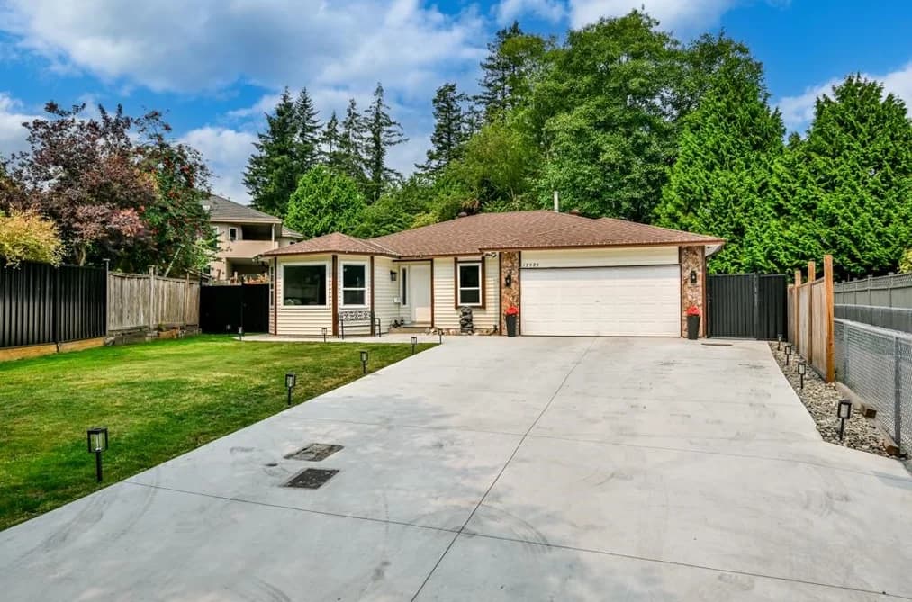 12925 65 AVENUE, Surrey, BC — Residential for Sale - Main Photo