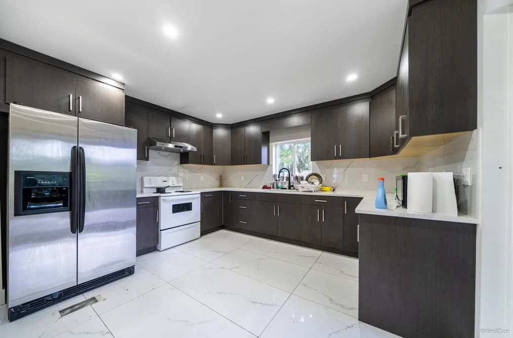 12965 98 AVENUE, Surrey, BC — Residential for Sale - Photo 2