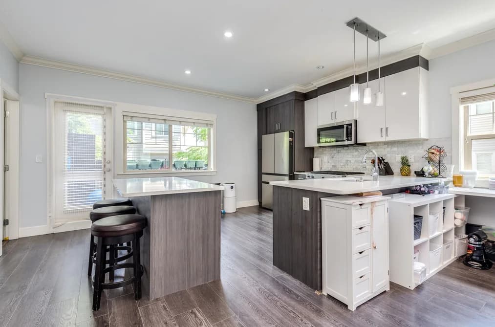 19097 64 AVENUE, Surrey, BC — Residential for Sale - Photo 2