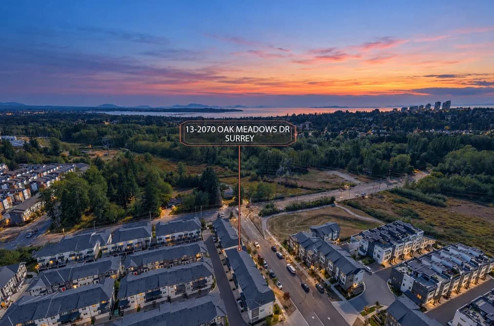 13 2070 OAK MEADOWS DRIVE, Surrey, BC — Residential for Sale - Main Photo