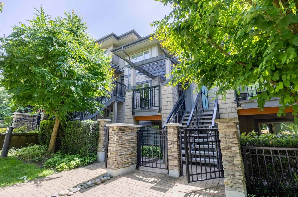 13 3201 NOEL DRIVE, Burnaby, BC — Residential for Sale - Main Photo