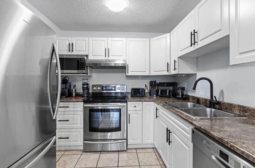 13 46260 HARFORD STREET, Chilliwack, BC — Residential for Sale - Photo 2