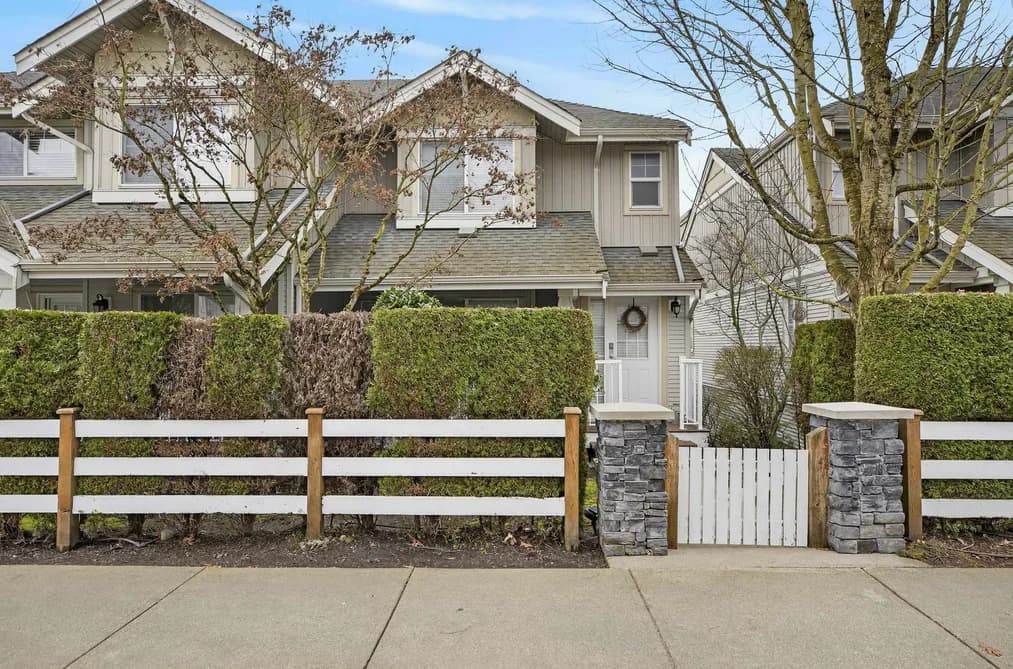 13 6568 193B STREET, Surrey, BC — Residential for Sale - Photo 2
