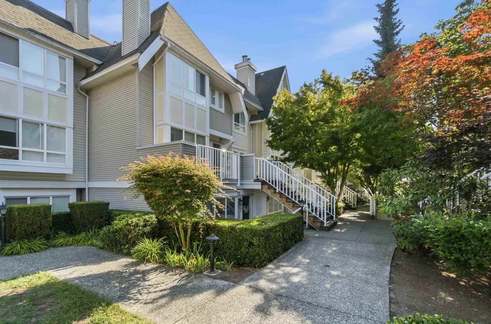 13 6577 SOUTHOAKS CRESCENT, Burnaby, BC — Residential for Sale - Main Photo