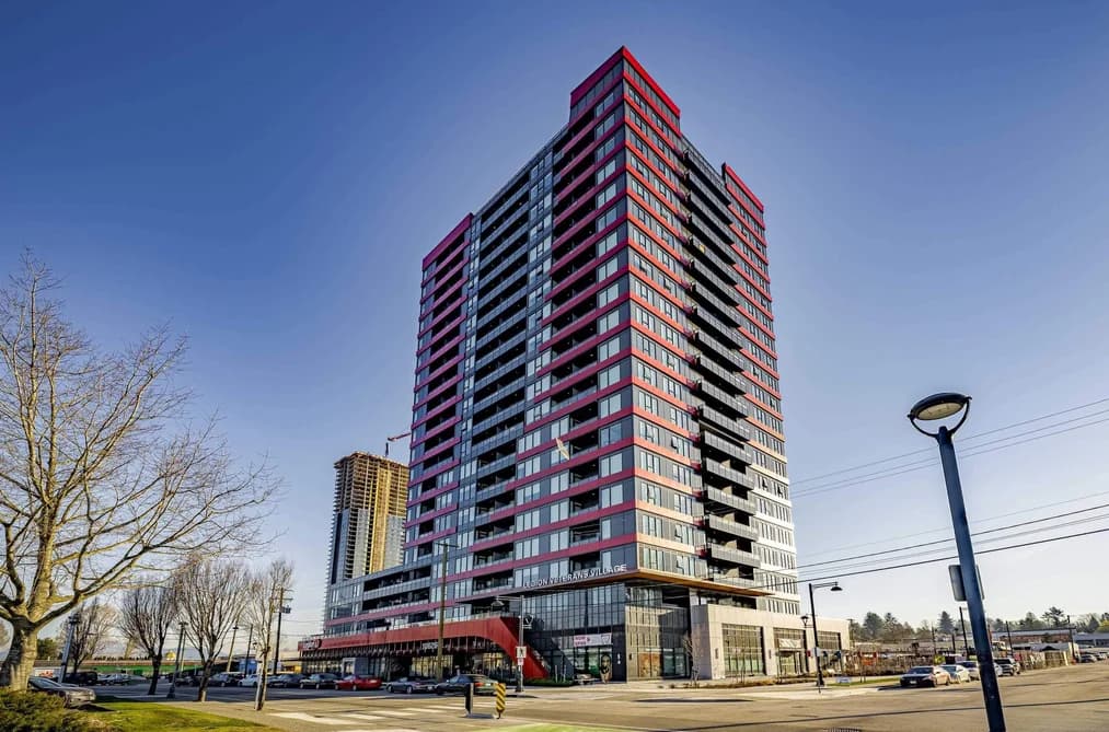 1301 10626 CITY PARKWAY, Surrey, BC — Residential for Sale - Main Photo