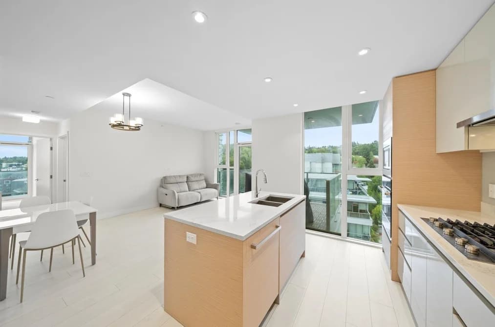 1302 3538 SAWMILL CRESCENT, Vancouver, BC — Residential for Sale - Main Photo