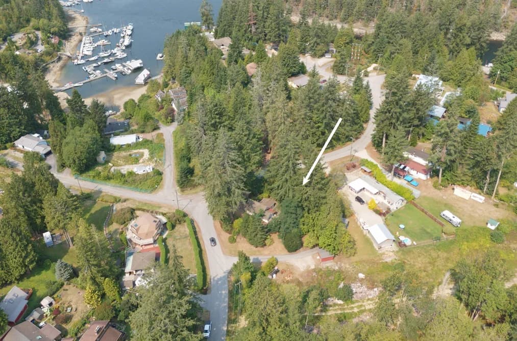 13032 NARROWS ROAD, Madeira Park, BC — Residential for Sale - Photo 2
