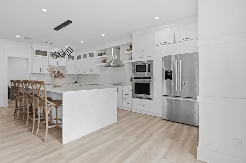 13034 63A AVENUE, Surrey, BC — Residential for Sale - Photo 2