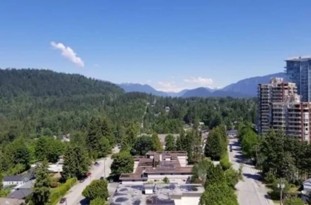 1304 691 NORTH ROAD, Coquitlam, BC — Residential for Sale - Photo 2