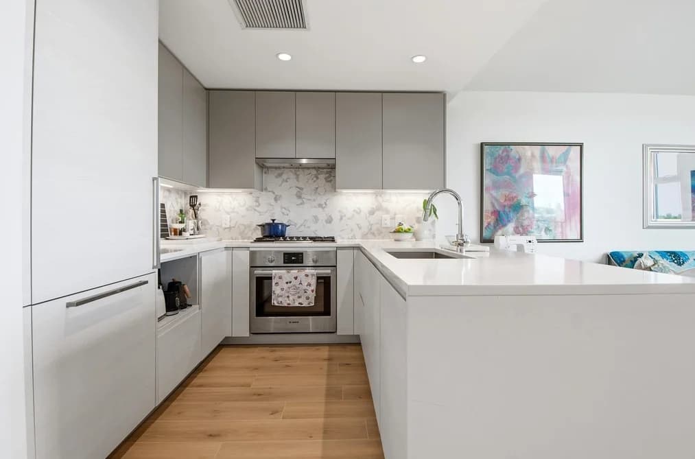 1304 8188 FRASER STREET, Vancouver, BC — Residential for Sale - Photo 2