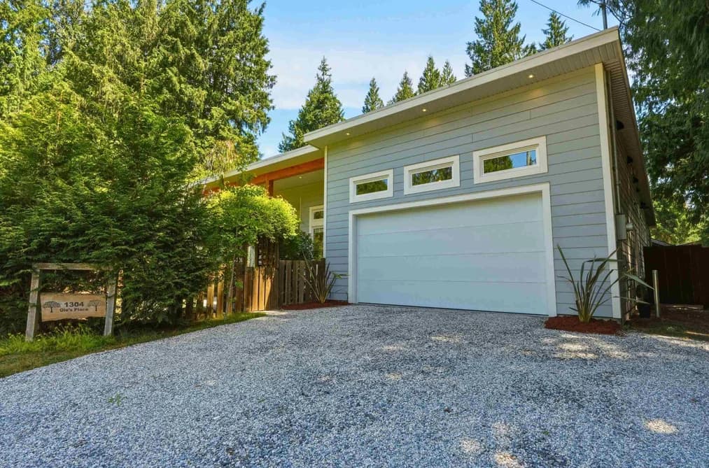 1304 OLES PLACE, Roberts Creek, BC — Residential for Sale - Main Photo