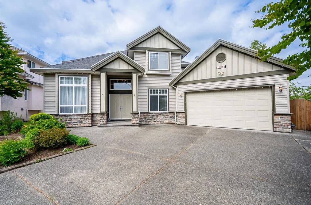 13053 96A AVENUE, Surrey, BC — Residential for Sale - Photo 2