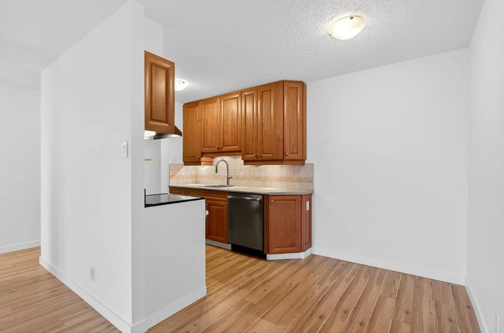 1306 2016 FULLERTON AVENUE, North Vancouver, BC — Residential for Sale - Photo 2