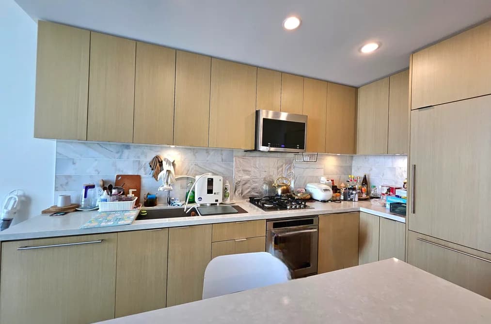 Condo for sale at 1308 8238 Lord Street West Vancouver British Columbia - MLS: R3140759