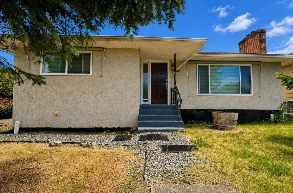 1309 EDINBURGH STREET, New Westminster, BC — Residential for Sale - Main Photo