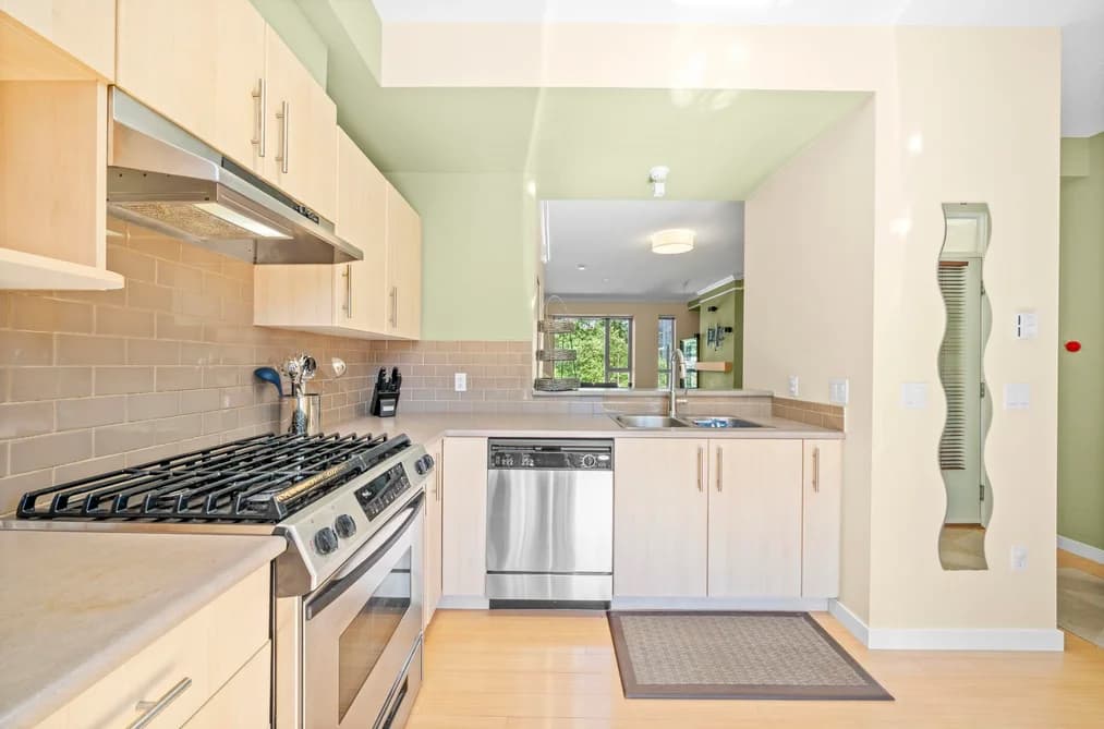 131 9229 UNIVERSITY CRESCENT, Burnaby, BC — Residential for Sale - Main Photo