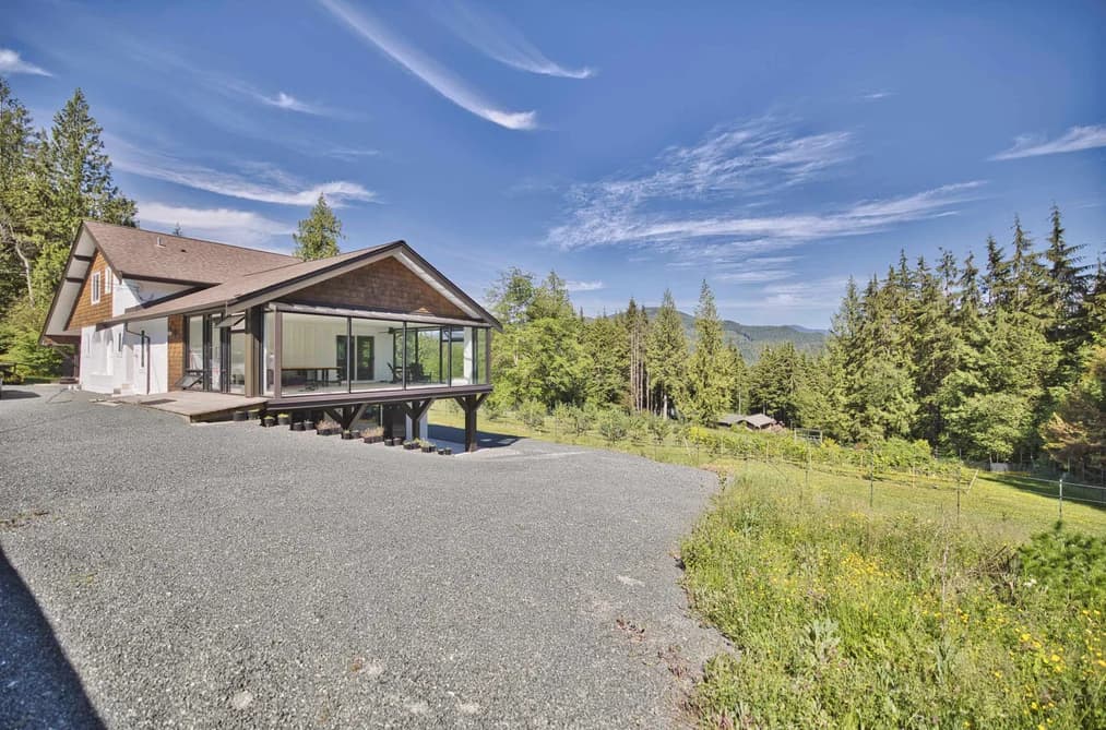 13100 BELL STREET, Mission, BC — Residential for Sale - Photo 2