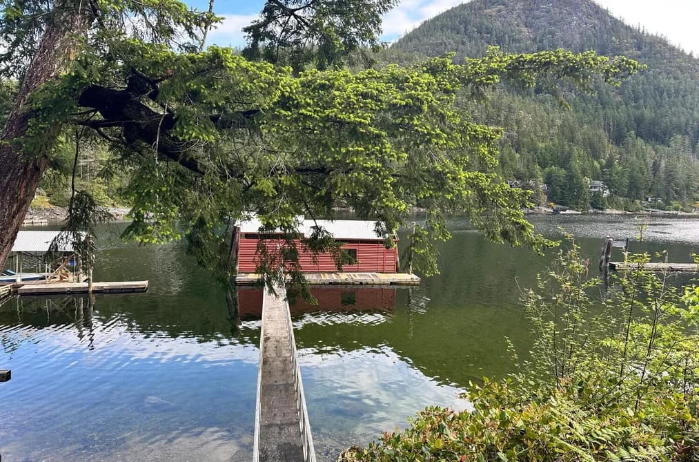 13119 NARROWS ROAD, Madeira Park, BC — Residential for Sale - Photo 2