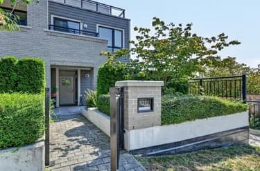 Condo for sale at 1312 Fifth Avenue New Westminster British Columbia - MLS: R3157226