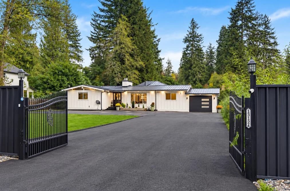 13124 Edge Street, Maple Ridge, BC - House for Sale - Main Photo 13124 Edge Street, Maple Ridge, BC - House for Sale - Main Photo