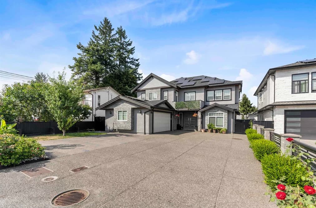 13145 68 AVENUE, Surrey, BC — Residential for Sale - Photo 2