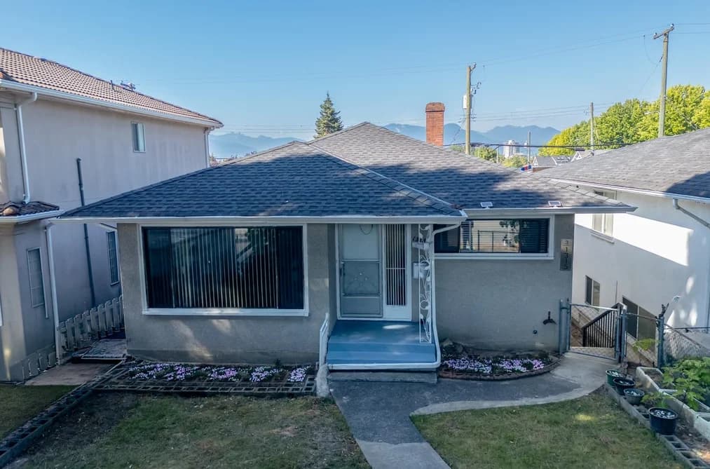 1315 E 33RD AVENUE, Vancouver, BC — Residential for Sale - Main Photo