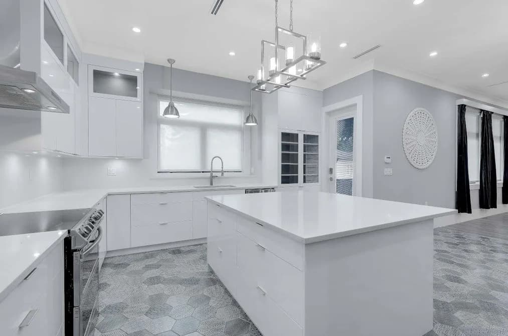 13161 111 AVENUE, Surrey, BC — Residential for Sale - Photo 2