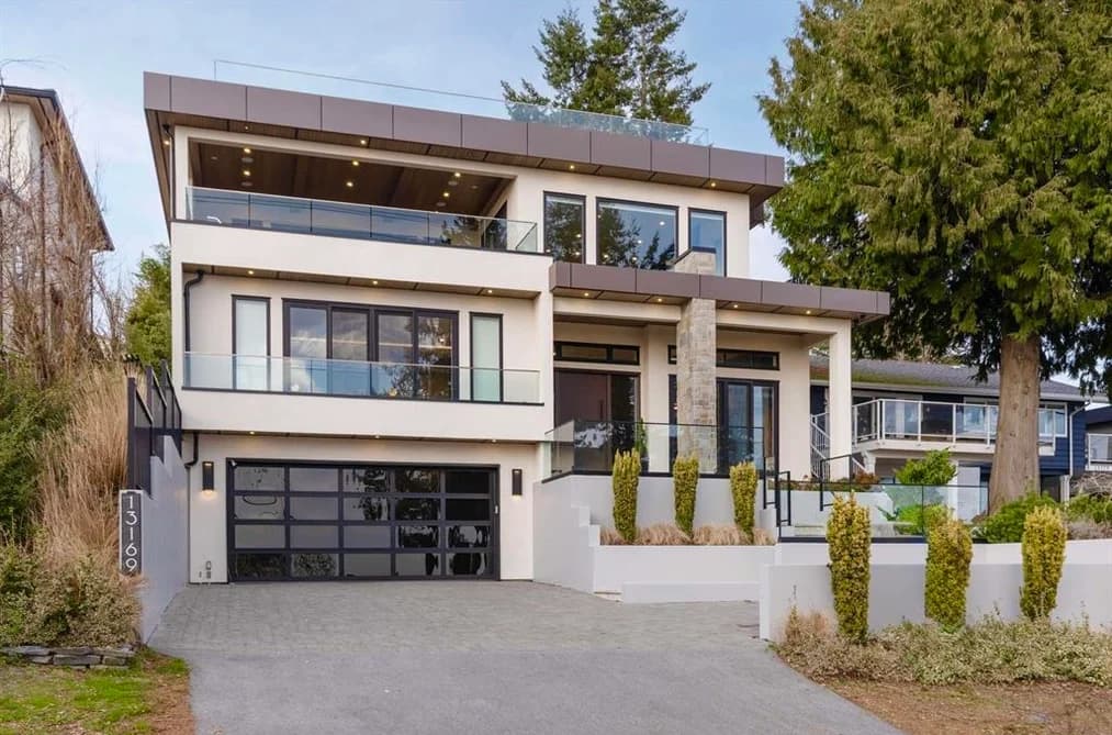 13169 MARINE DRIVE, Surrey, BC — Residential for Sale - Main Photo