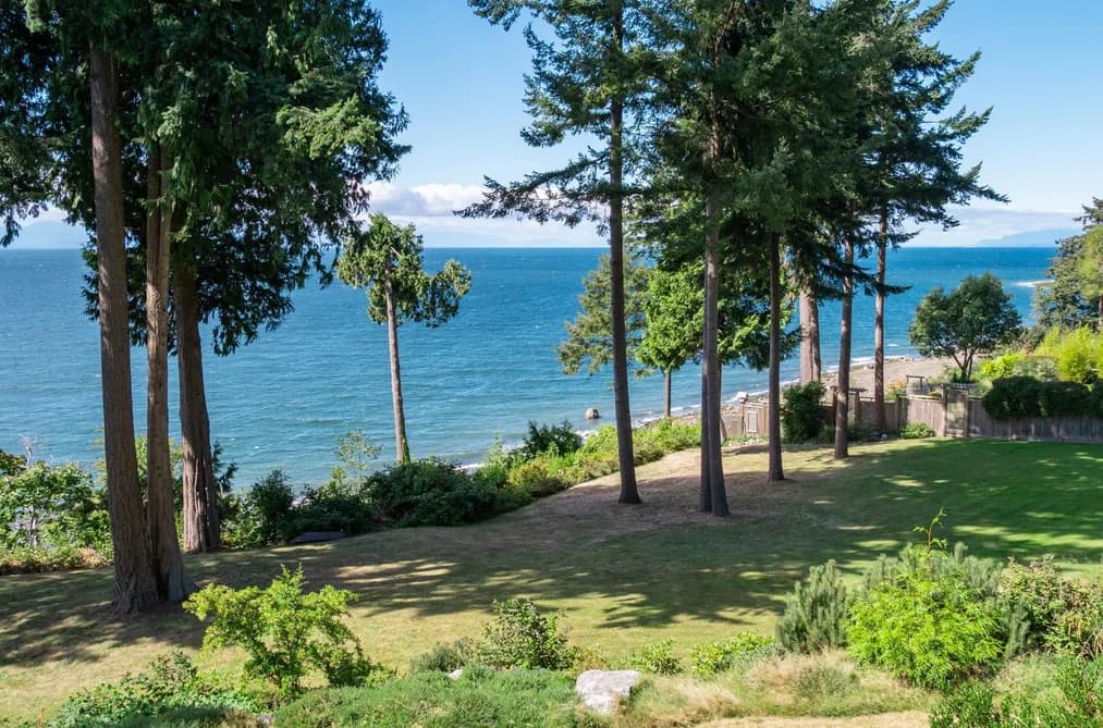 1321 GOWER POINT ROAD, Gibsons, BC — Residential for Sale - Photo 2