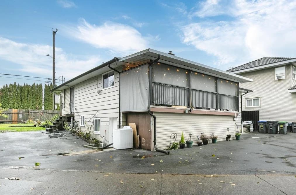 13229 87B AVENUE, Surrey, BC — Residential for Sale - Photo 2