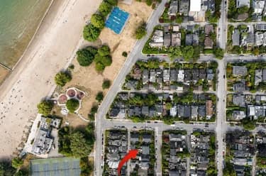 House for sale at 1325/27 Laburnum Street Vancouver British Columbia - MLS: R3158044