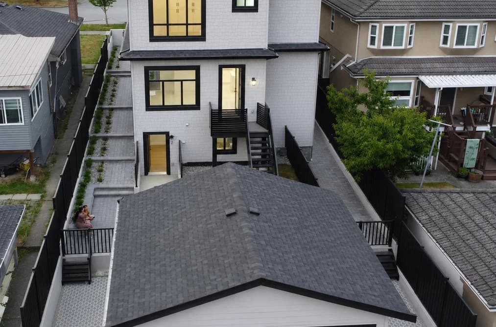 1328 E 64TH AVENUE, Vancouver, BC — Residential for Sale - Photo 2