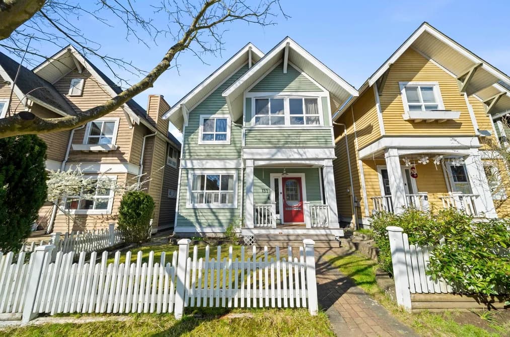 133 STAR CRESCENT, New Westminster, BC — Residential for Sale - Main Photo