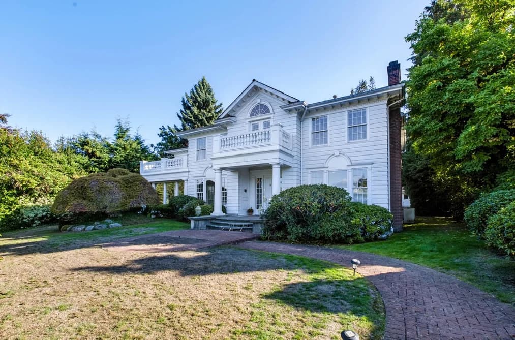 1330 MINTO CRESCENT, Vancouver, BC — Residential for Sale - Main Photo