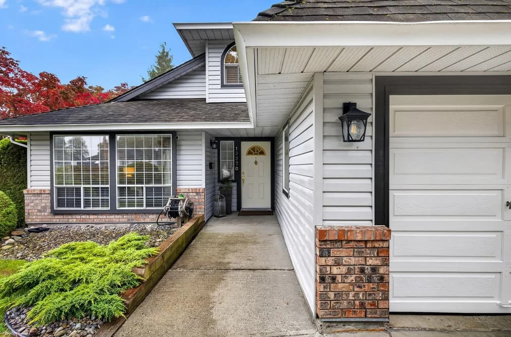 13370 61 AVENUE, Surrey, BC — Residential for Sale - Photo 2