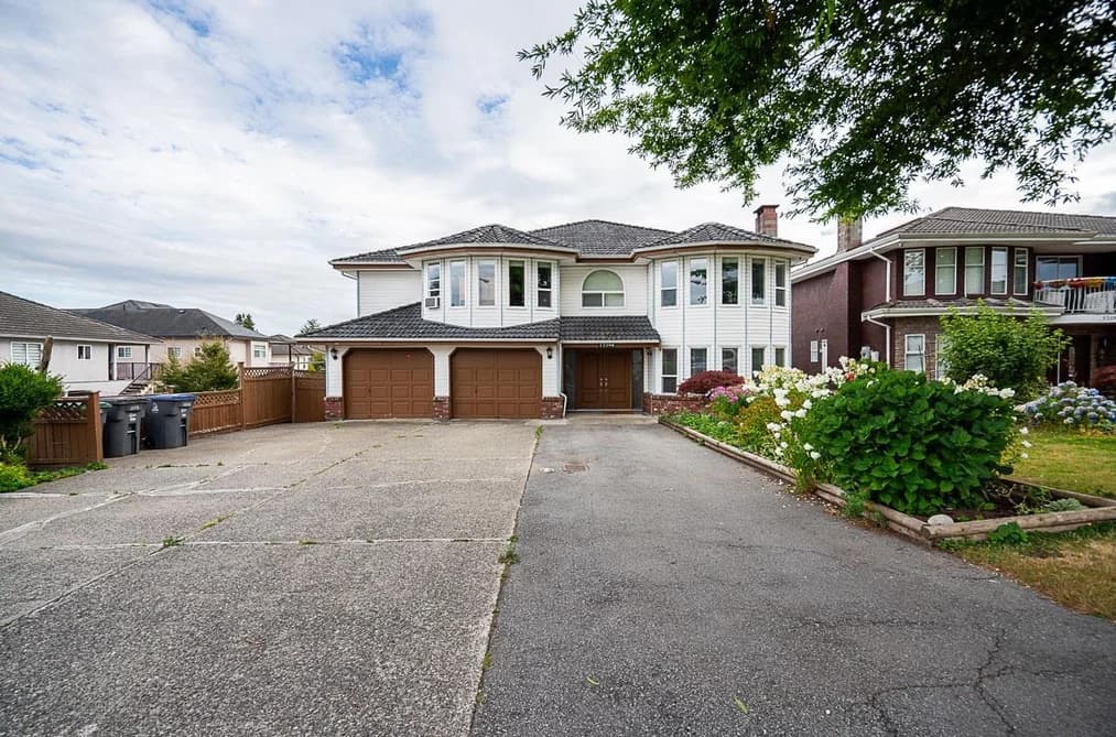 13398 89 AVENUE, Surrey, BC — Residential for Sale - Photo 2