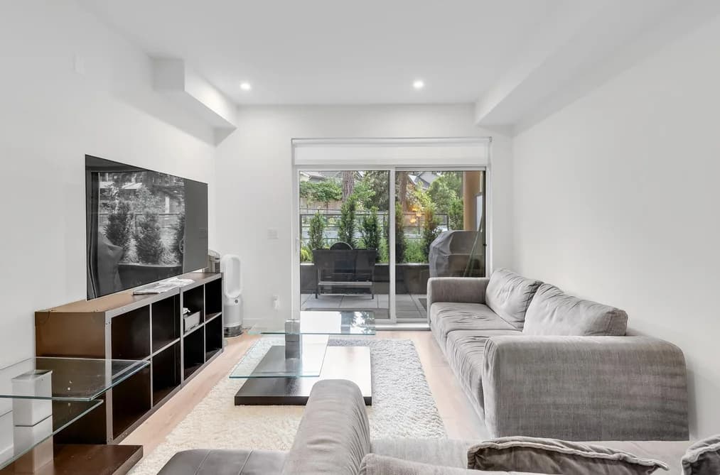134 2635 KING GEORGE BOULEVARD, Surrey, BC — Residential for Sale - Main Photo