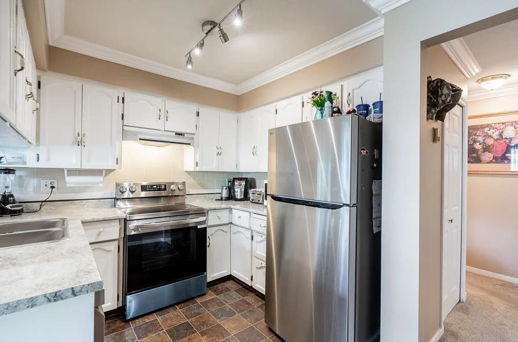 134 31955 OLD YALE ROAD, Abbotsford, BC — Residential for Sale - Photo 2