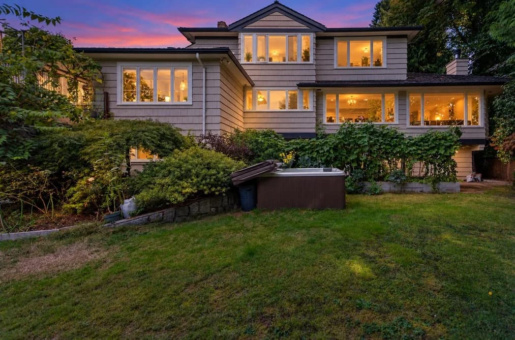 1340 Palmerston Avenue, West Vancouver, BC - MLS: R3164415 - Photo 1 1340 Palmerston Avenue, West Vancouver, BC - MLS: R3164415 - Photo 1