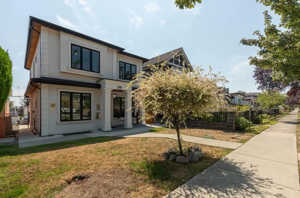 1342 E 60TH AVENUE, Vancouver, BC — Residential for Sale - Photo 2