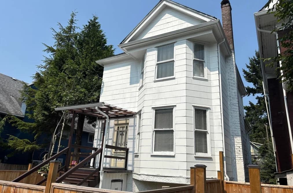 135 W 12TH AVENUE, Vancouver BC V5Y 1T6 - Photo 1
